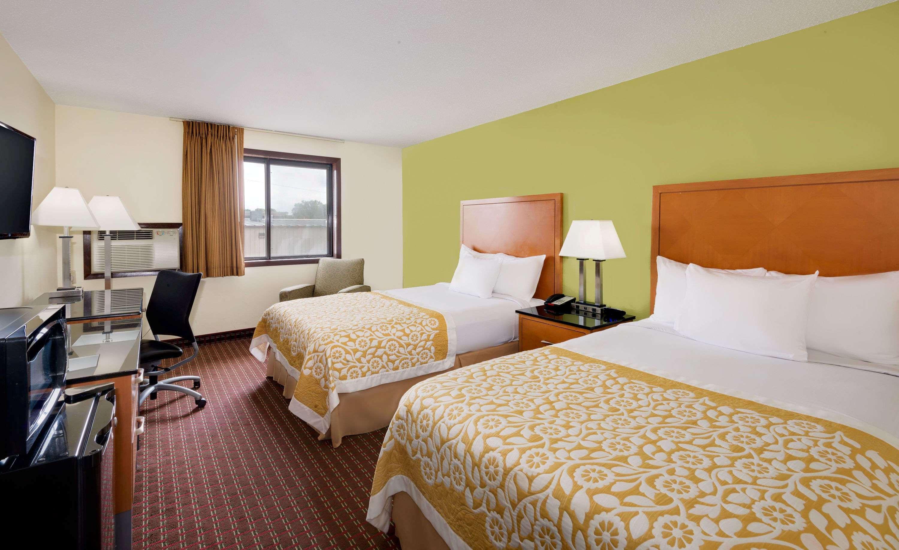 Days By Wyndham Fort Dodge