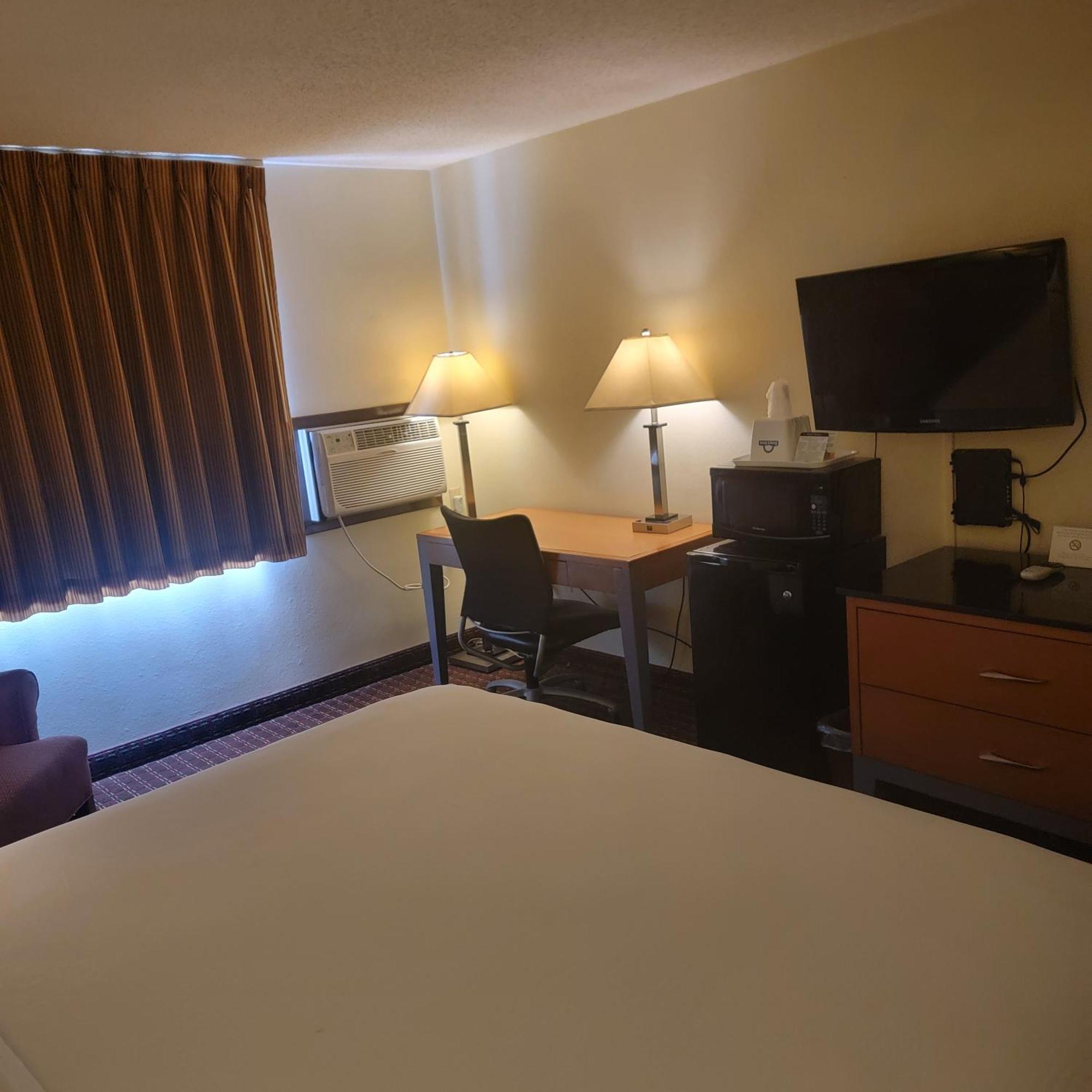 Days By Wyndham Hotel 2*